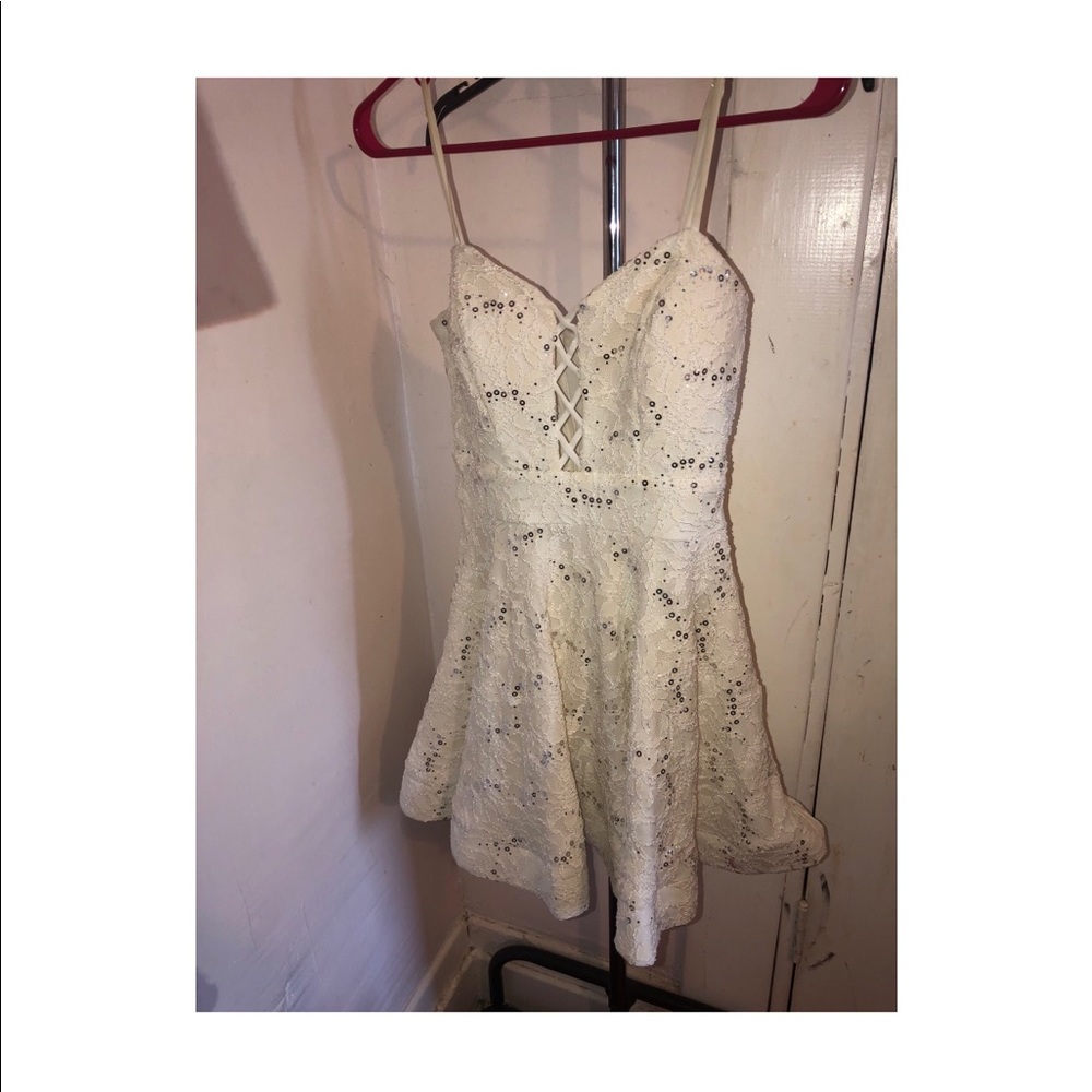 FORMAL DRESS! Ivory white sequin dress